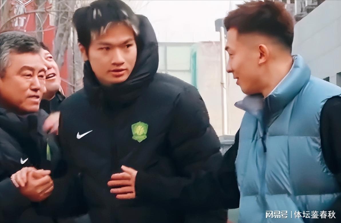 开云足球-正式到队！潜力新星回归国安，曾是亚冠队主力，或成张源替代者