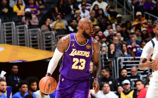 开云注册平台-詹皇霸气回应41岁砍三双:我仍能高水平打多个赛季